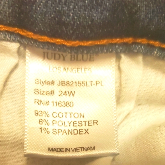 SZ 24W DISTRESSED BOYFRIEND JUDY BLUE JEANS WITH FRAYED HEM - Picture 5 of 11